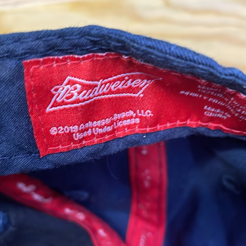 Corona & Budweiser caps 🧢 - Picture 5 of 6